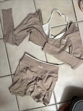 Silver Women's Taupe Long Sleeve Crop Top & High-Waist Shorts Set